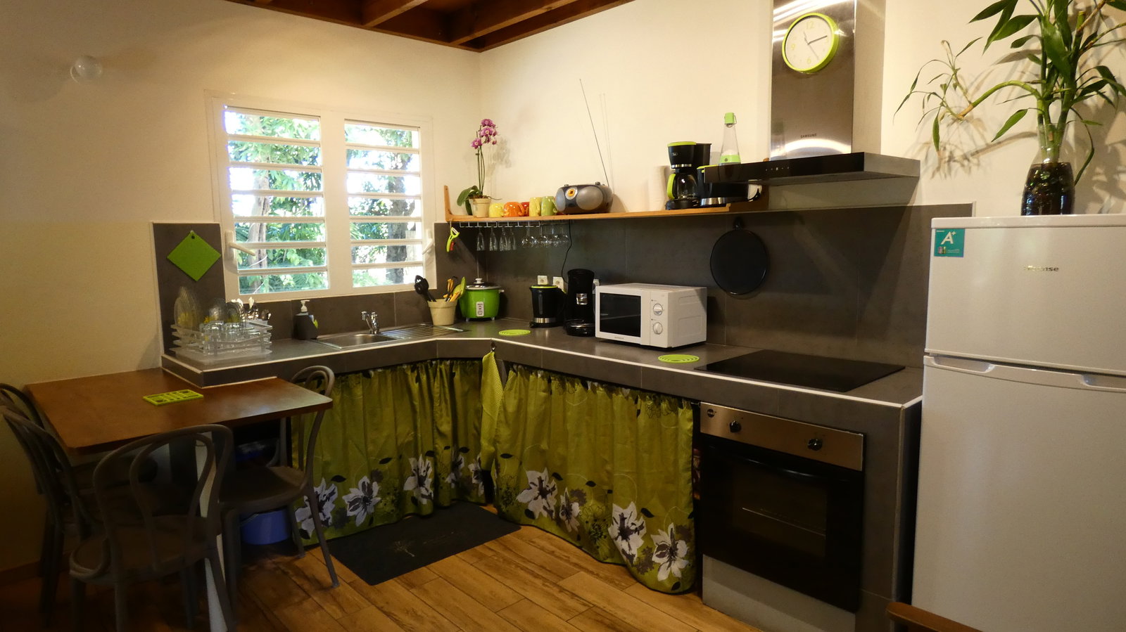 Hela Huset Saint Benoit 106878