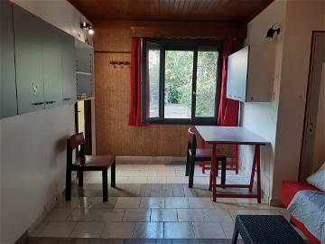 Room For Rent Fontenay-Sous-Bois 250405-1