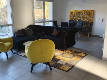 Homestay Plaisir 370383-4