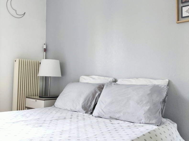 Colocation Tours 256671-3