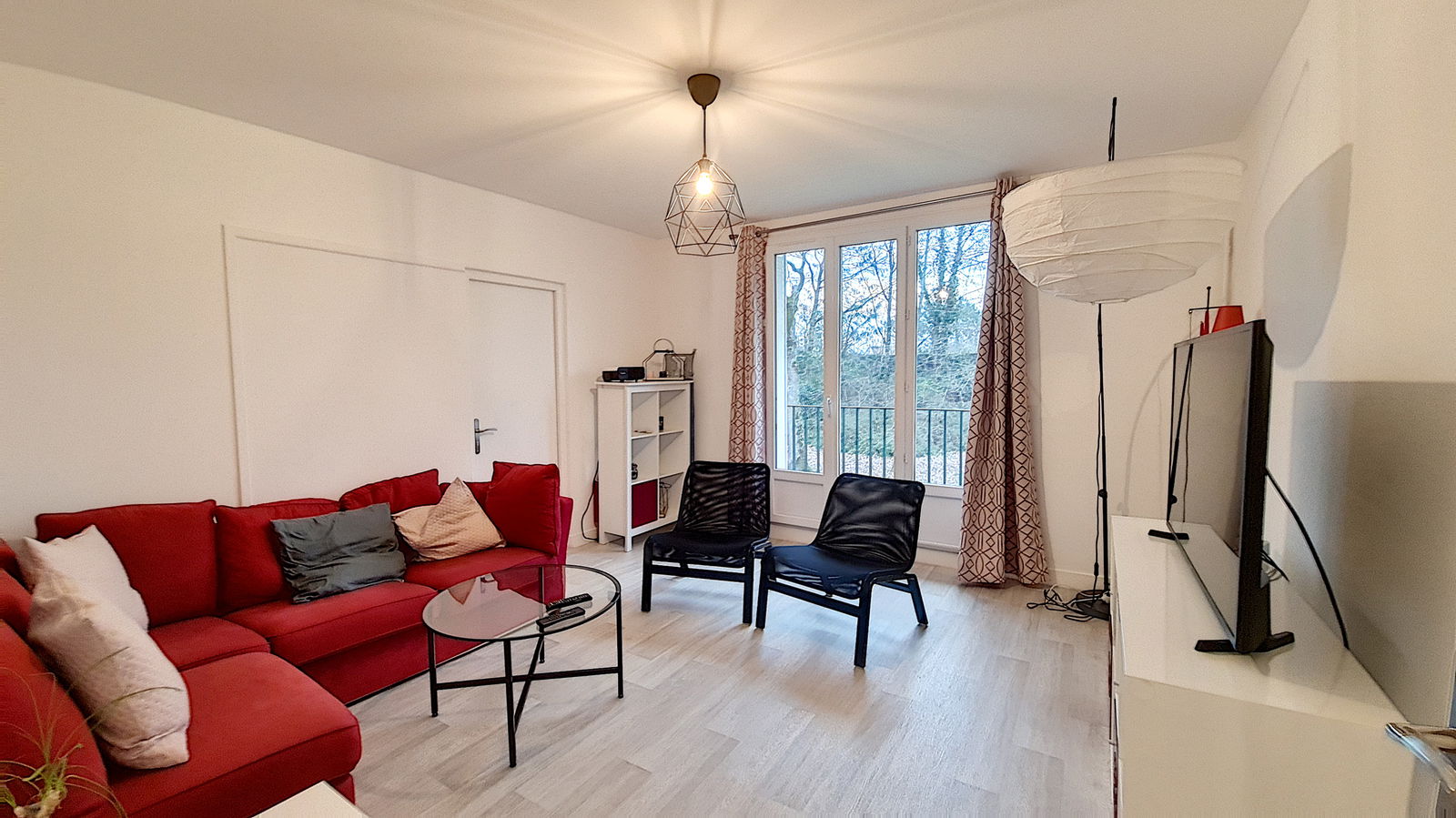 Colocation Tours 264248