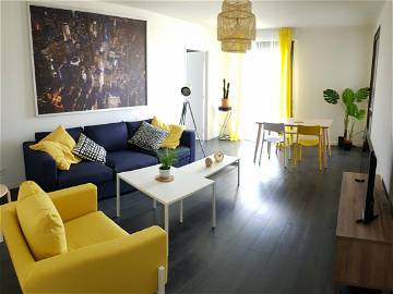 Roomlala | Shared Apartment Toulouse South Croix De Pierre With Parking
