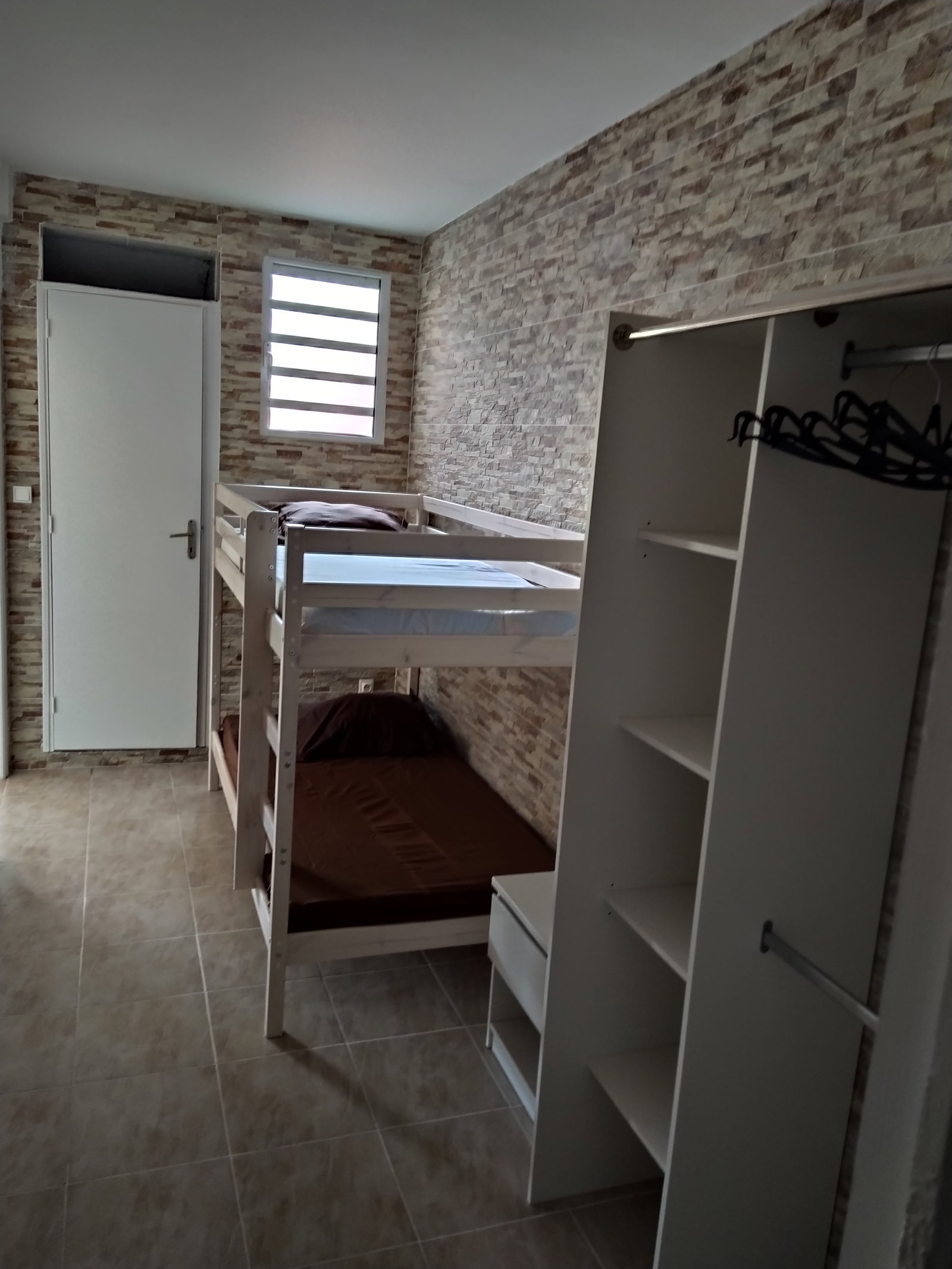 Shared Housing Saint-Joseph 677484