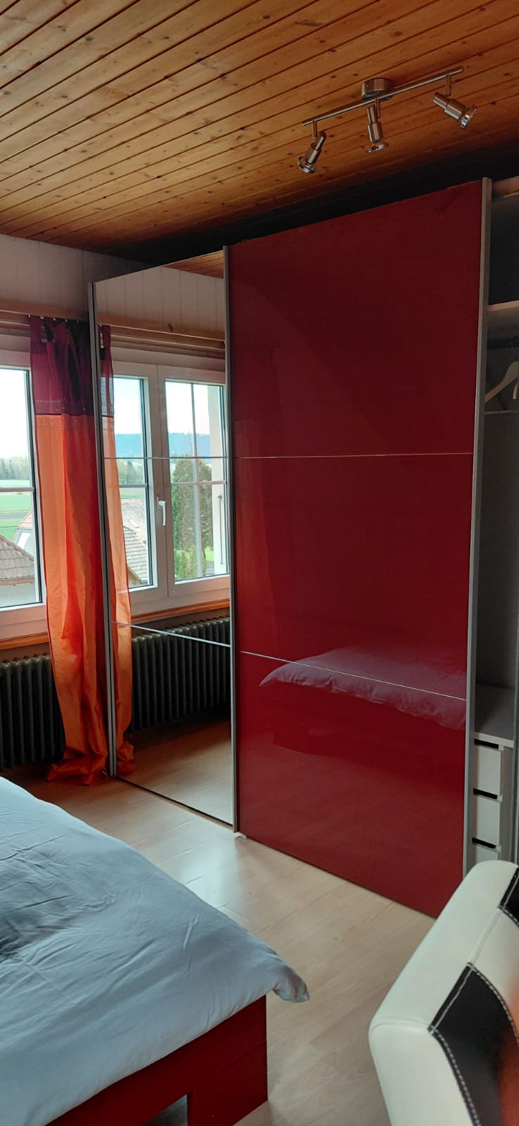 Shared Housing Gampelen 678446