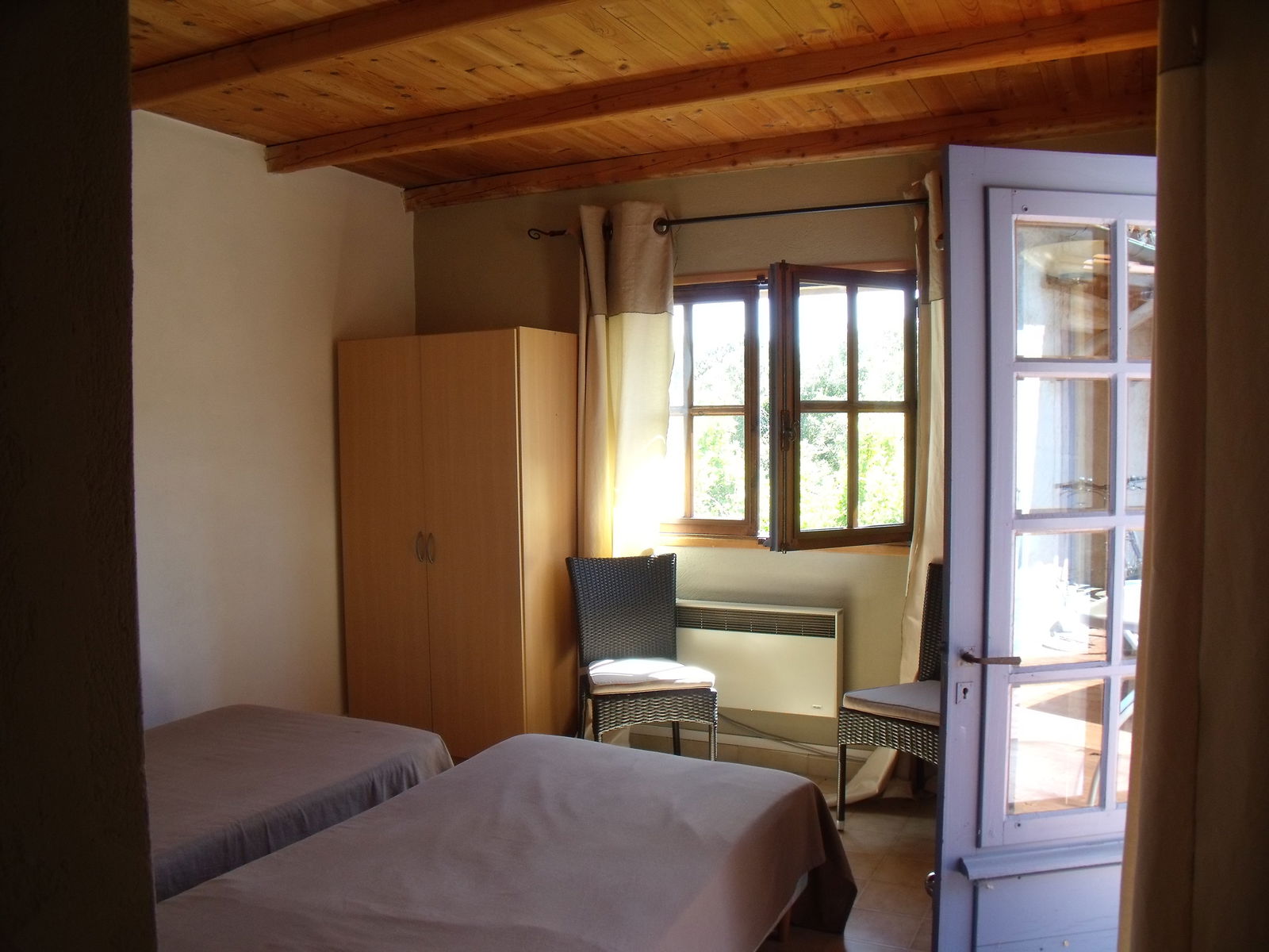 Colocation Collias 158143