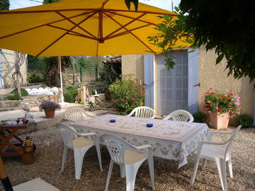 Shared Accommodation Collias 158143-9