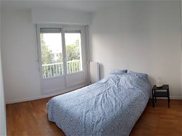 Chambre À Louer Rosny-Sous-Bois 390882