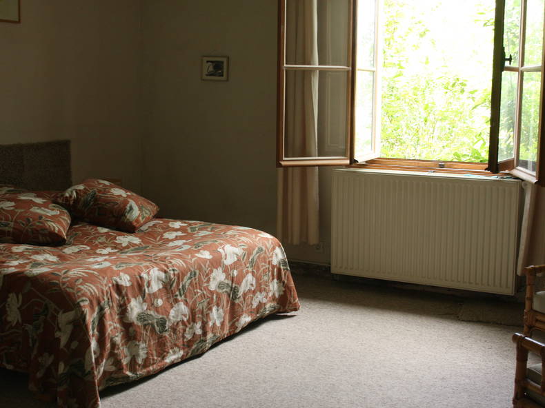 Kolokation Bourdonné 229386-1