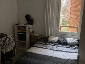 Room For Rent Champs-Sur-Marne 334087-1