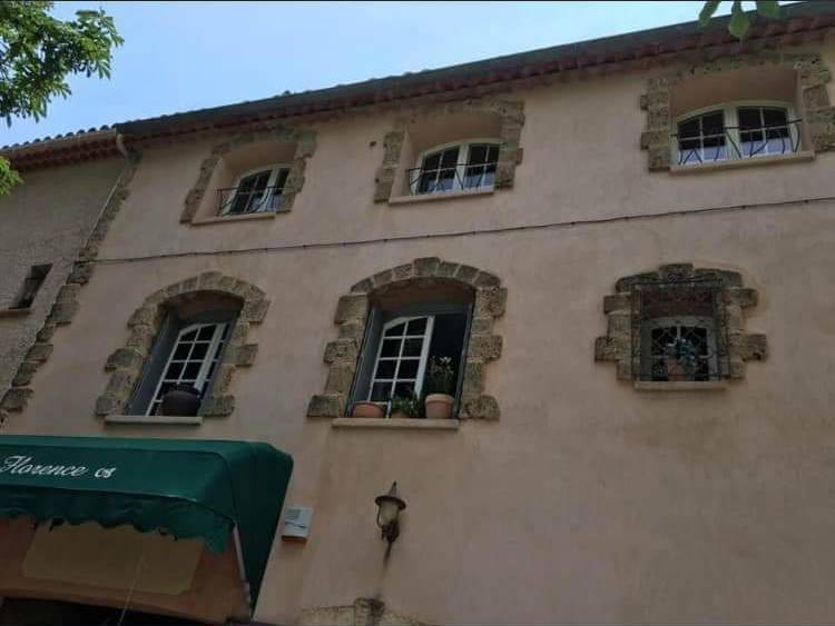 Homestay Tourtour 374253-4