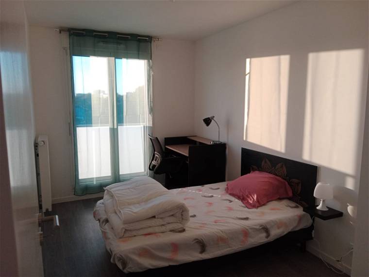 Homestay La Courneuve 381630-1