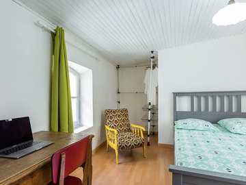 Colocation Arles 151340-4