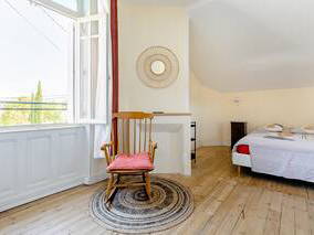 Kolokacja Ruelle-sur-Touvre 263419-1