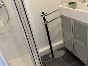 Chambre chez l'habitant à louer à Vichy - photo 5 : salle de bain-5