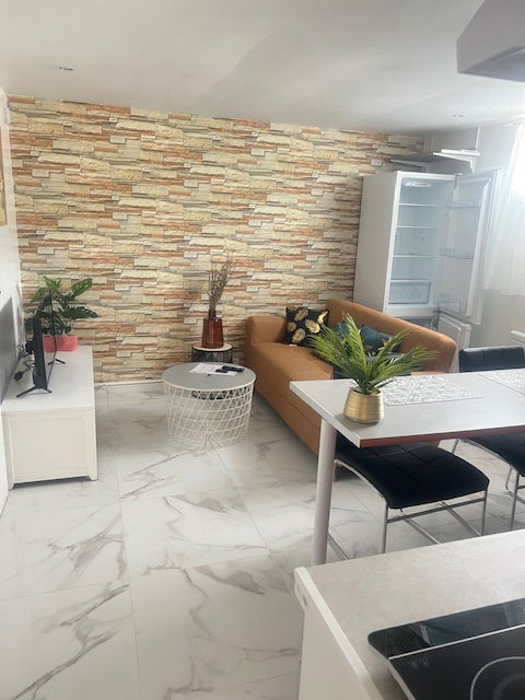 Independent Studio Rosny-sur-Seine 407337