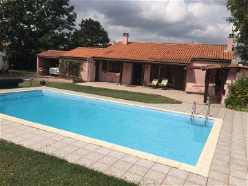 Room For Rent Labastide-Saint-Pierre 264574-1