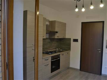 Roomlala | Single/Double Room For Rent Grosseto, Free Apartment