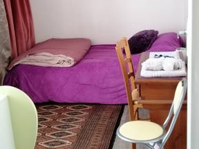 Single female room only 100% female (n°1)