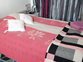 Single female room only 100% female (n°3)