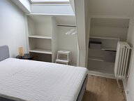 Situé au 2eme étage d’un petit immeuble, chambre à louer