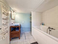 Entire Home Tours 660729