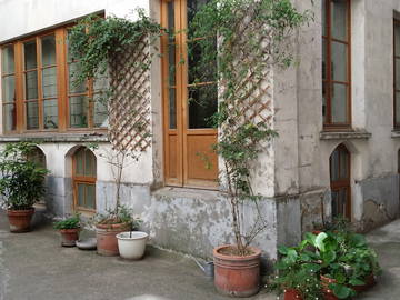 Roomlala | Small Loft Near the Canal Saint Martin