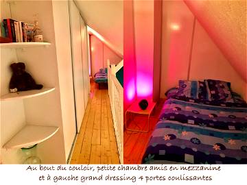 Roomlala | Small Room On The Mezzanine + Common Spaces In Apt Dupl