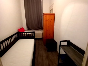 Small Room With Street View