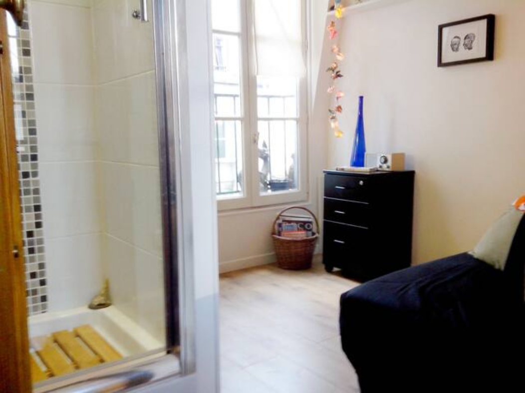 Oberoende Studio Paris 221137
