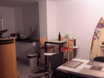 Roomlala | Søger en roommate, mand eller kvinde. 