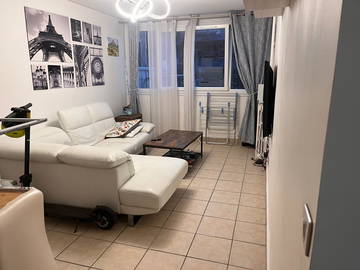 Roomlala | 📢 Sous-colocation à Asnières-sur-Seine – Chambre disponible