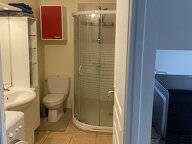 Logement entier à louer à Asnières-Sur-Seine - photo 11 : salle de bain-11