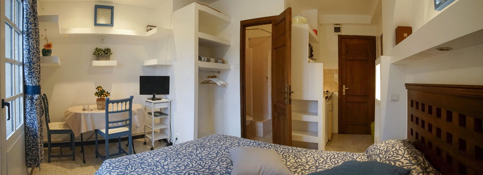 Entire Home Hyères 49047