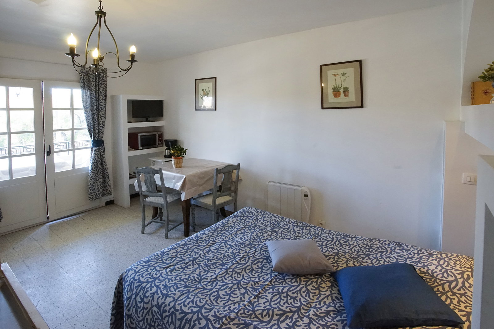 Entire Home Hyères 49047