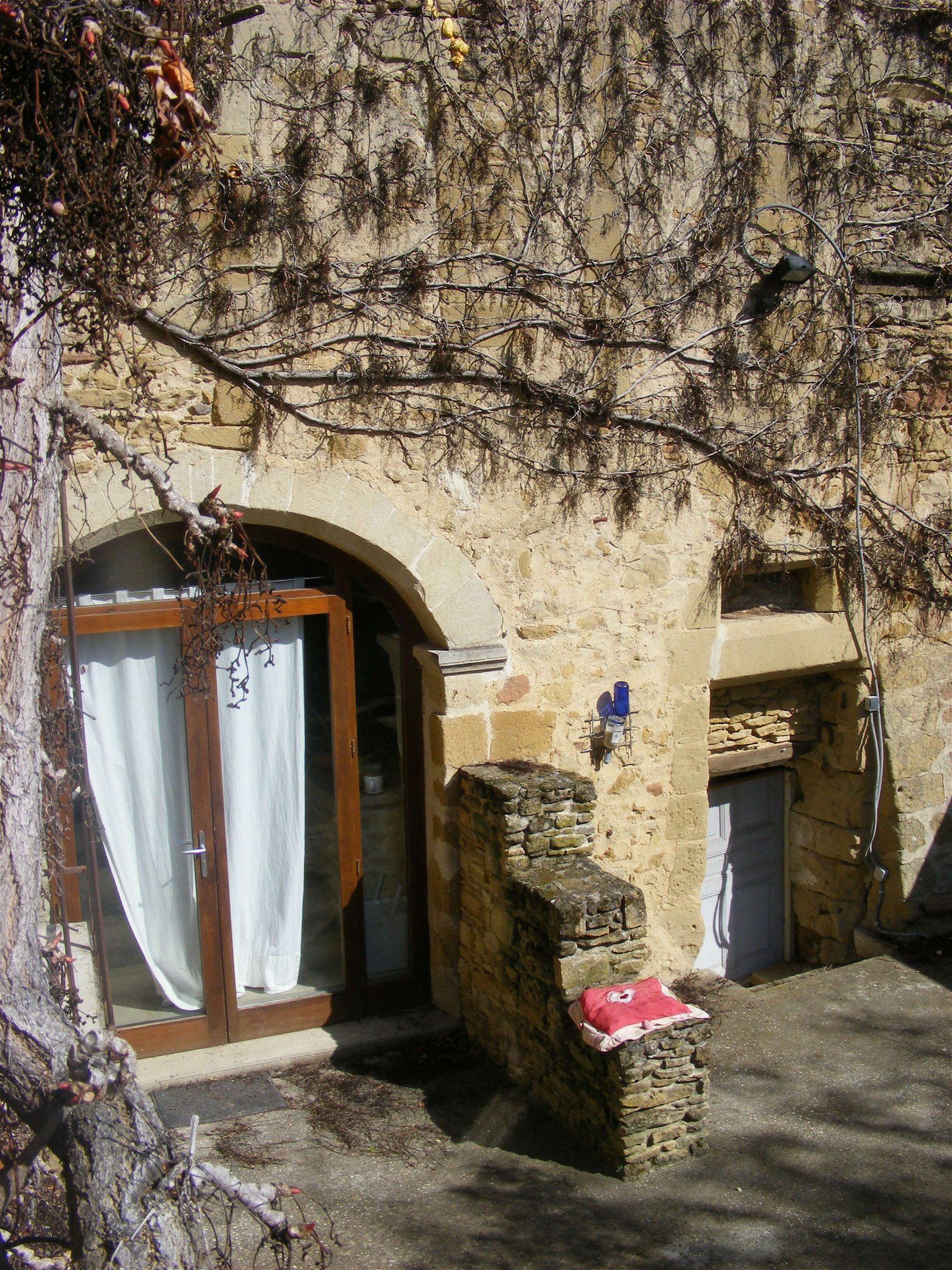 Kotimajoitus Marsaz 246979