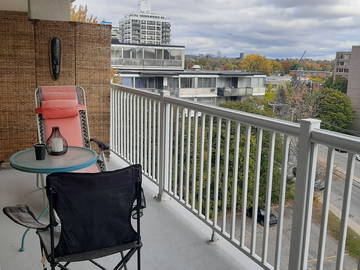 Logement entier à louer à Côte Saint-Luc - photo 6 : balcon-6