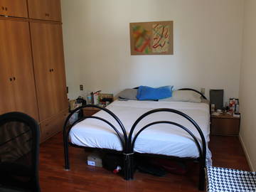 Roomlala | Spacious Double Room W/ Private Bathroom In Central Milan