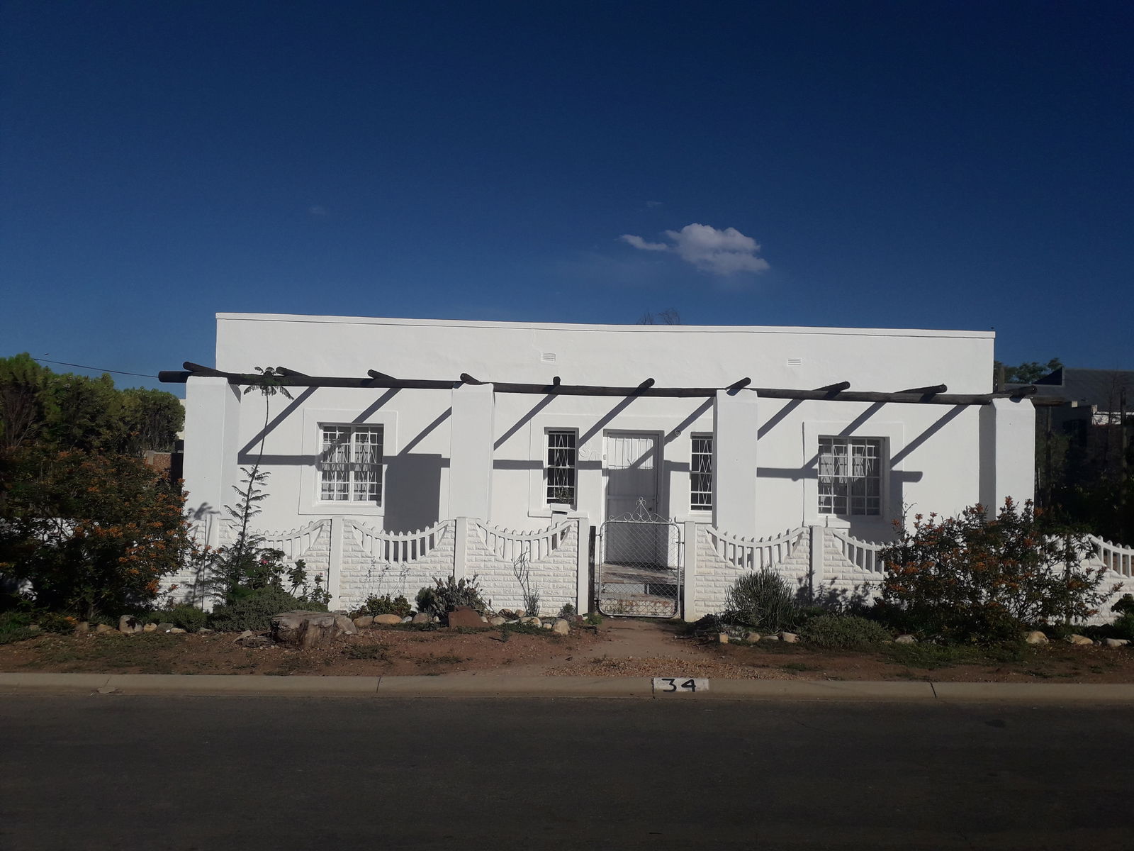 Homestay Ladismith 247121