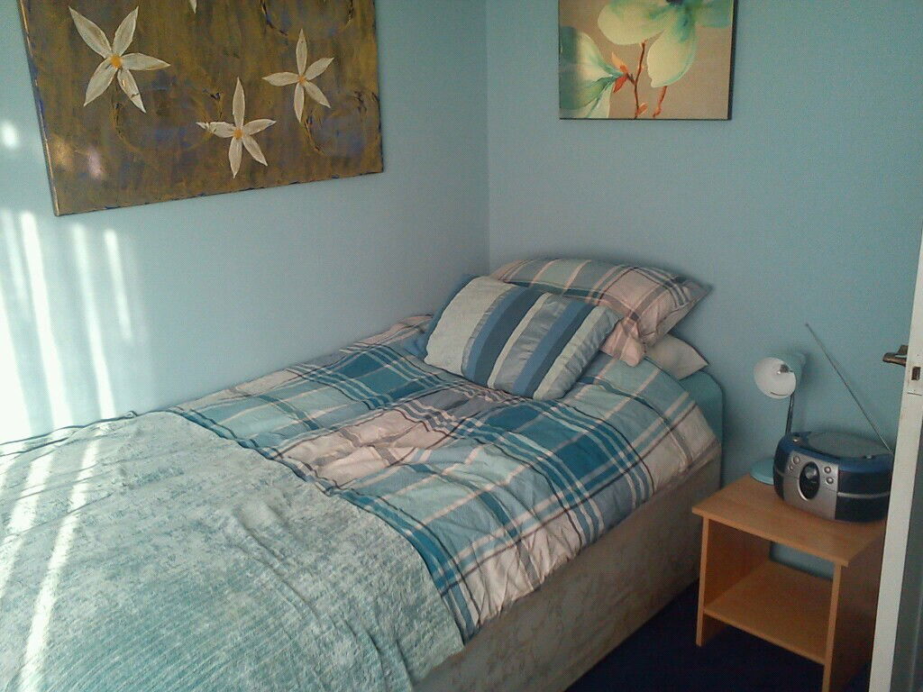 Homestay Northolt 100814