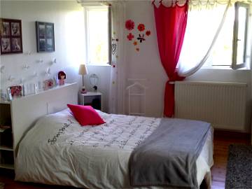 Roomlala | Spacious Student/Internship Rooms, Annecy-le-vieux