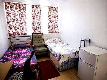 Roomlala | Spacious Twin  Room Next To Langdon Park