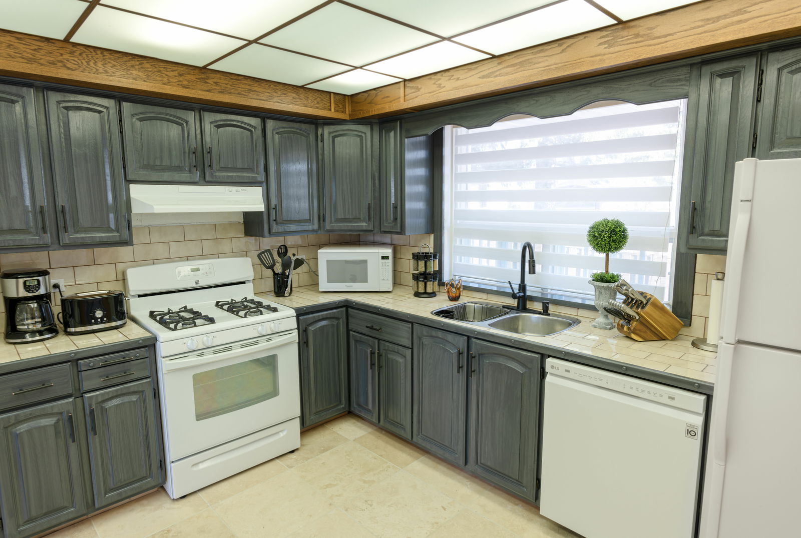 Unabhängiges Studio Smooth Rock Falls 254620