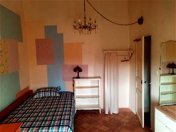 Roomlala | Stanza Arredata In Affitto (Romantico)