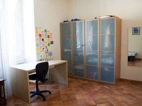 Chambre agréable et spacieuse, bien reliée à Rome 1.