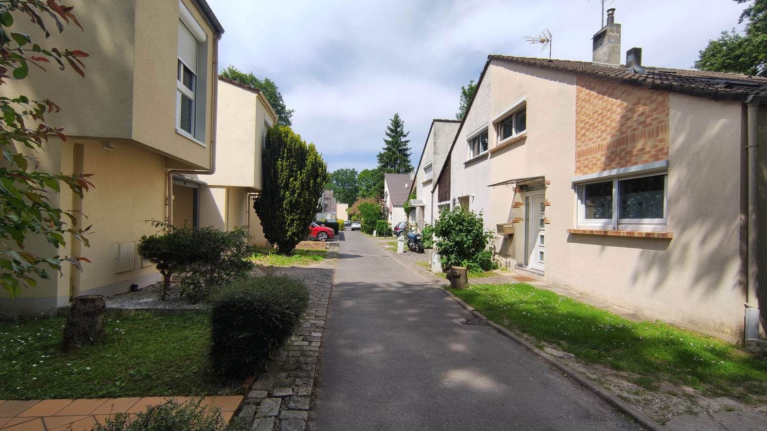 Collocazione Noisy-le-Grand 267478