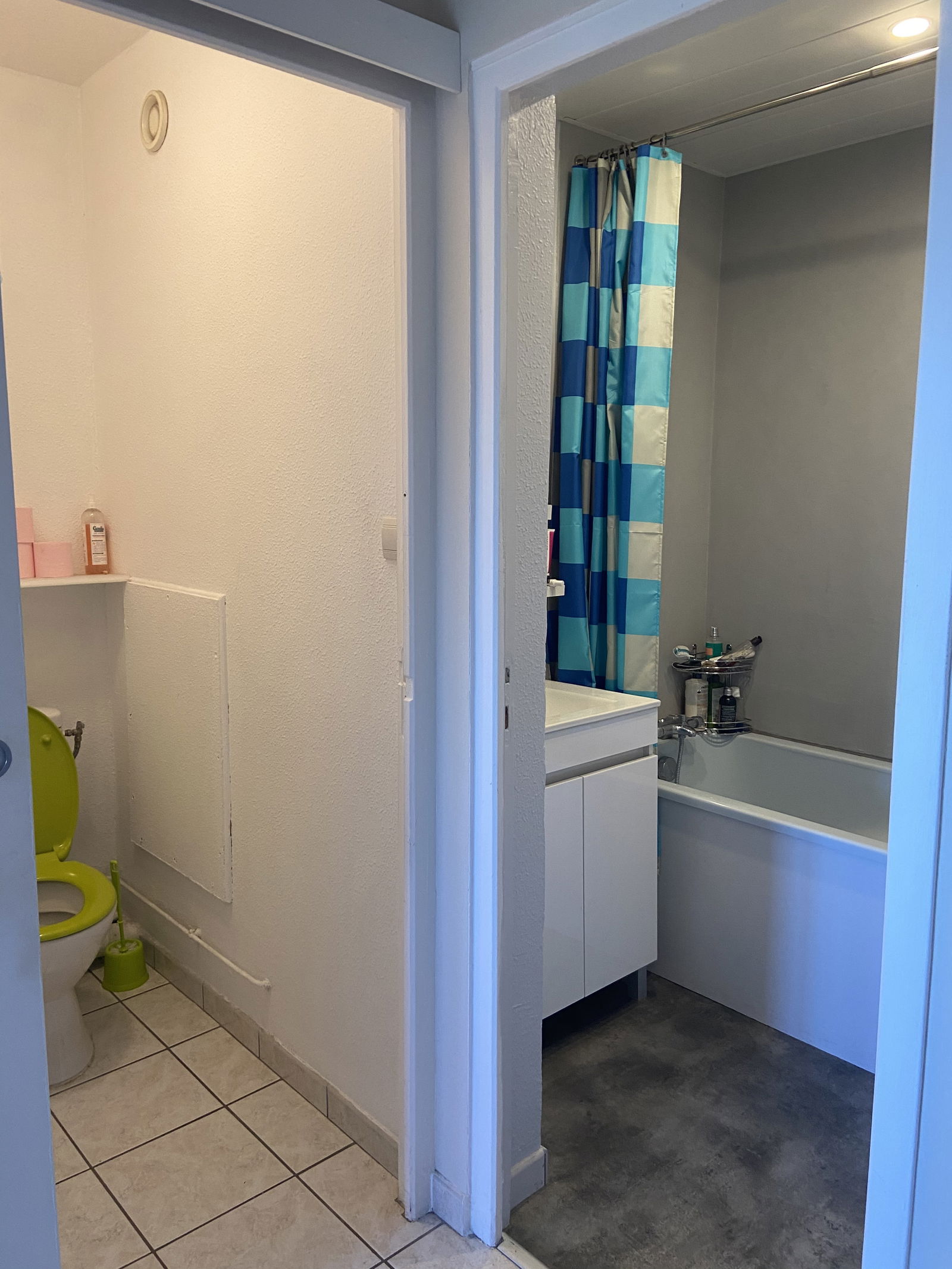 Famiglia Grenoble 64266