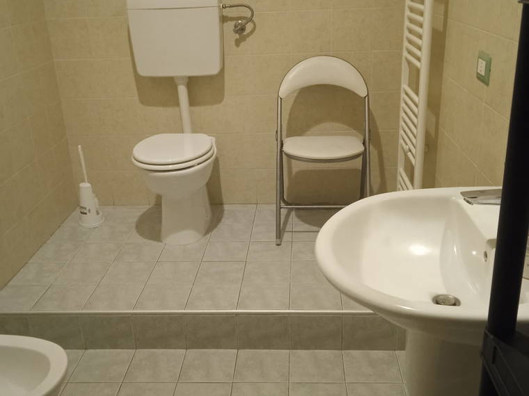 Chambre À Louer Follonica 528847