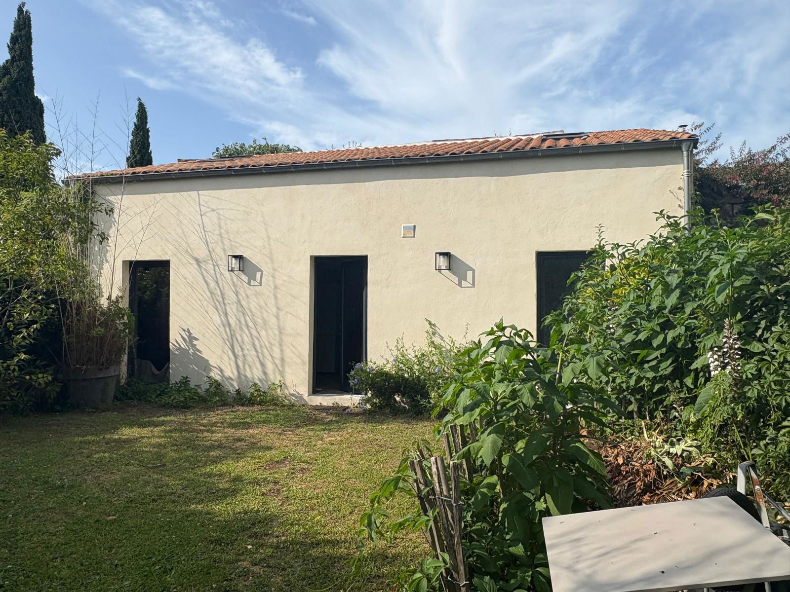 Tutta La Casa Bordeaux 548473