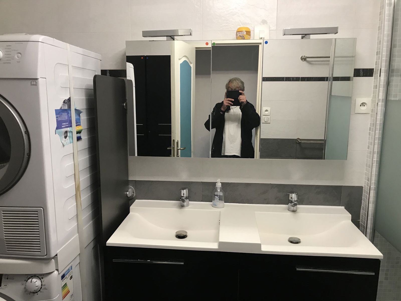 Famiglia Saint-Genis-Pouilly 246748