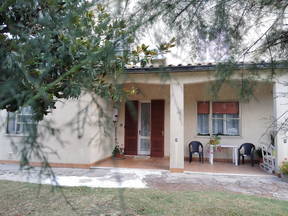 Quarto Familiar com Vista Jardim em uma Villa no Rio Pó